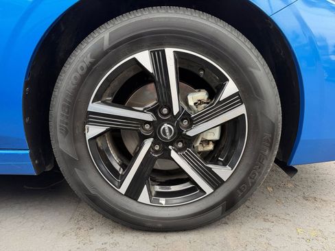 Used 2025 Nissan Sentra SV image 28