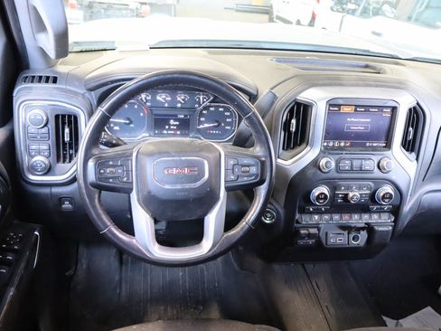 Used 2022 GMC Sierra 3500 SLE w/ SLE Value Package AWD/4WD image 4