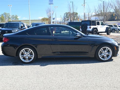 Used 2020 BMW 430i xDrive 430i xDrive w/ M Sport Package image 11