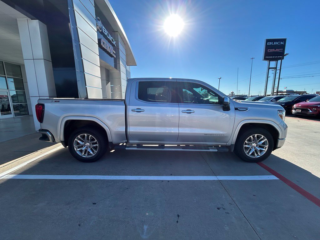 Used 2022 GMC Sierra 1500 SLT AWD/4WD image 4