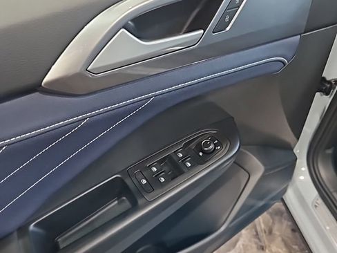 New 2026 Volkswagen Taos SEL AWD/4WD image 26
