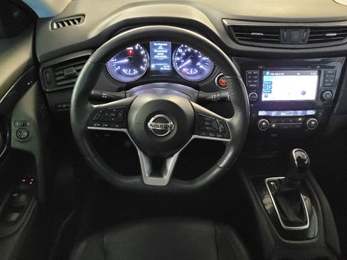 Used 2017 Nissan Rogue SL w/ SL Premium Package FWD image 22