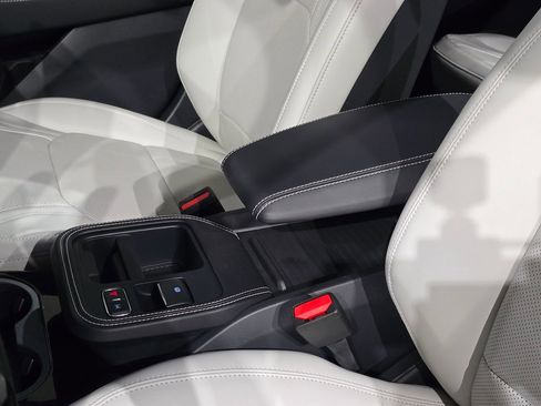 New 2025 Ford Mustang Mach-E Premium image 31