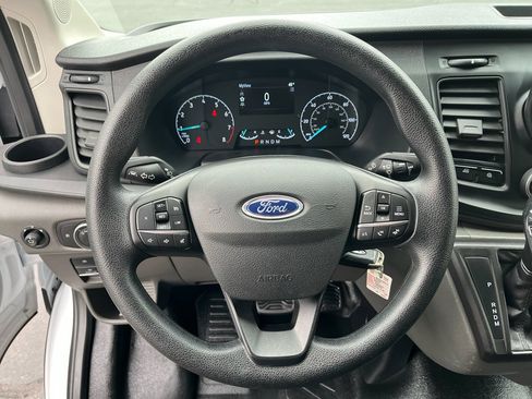 Used 2024 Ford Transit 250 Low Roof w/ Exterior Upgrade Package RWD image 18
