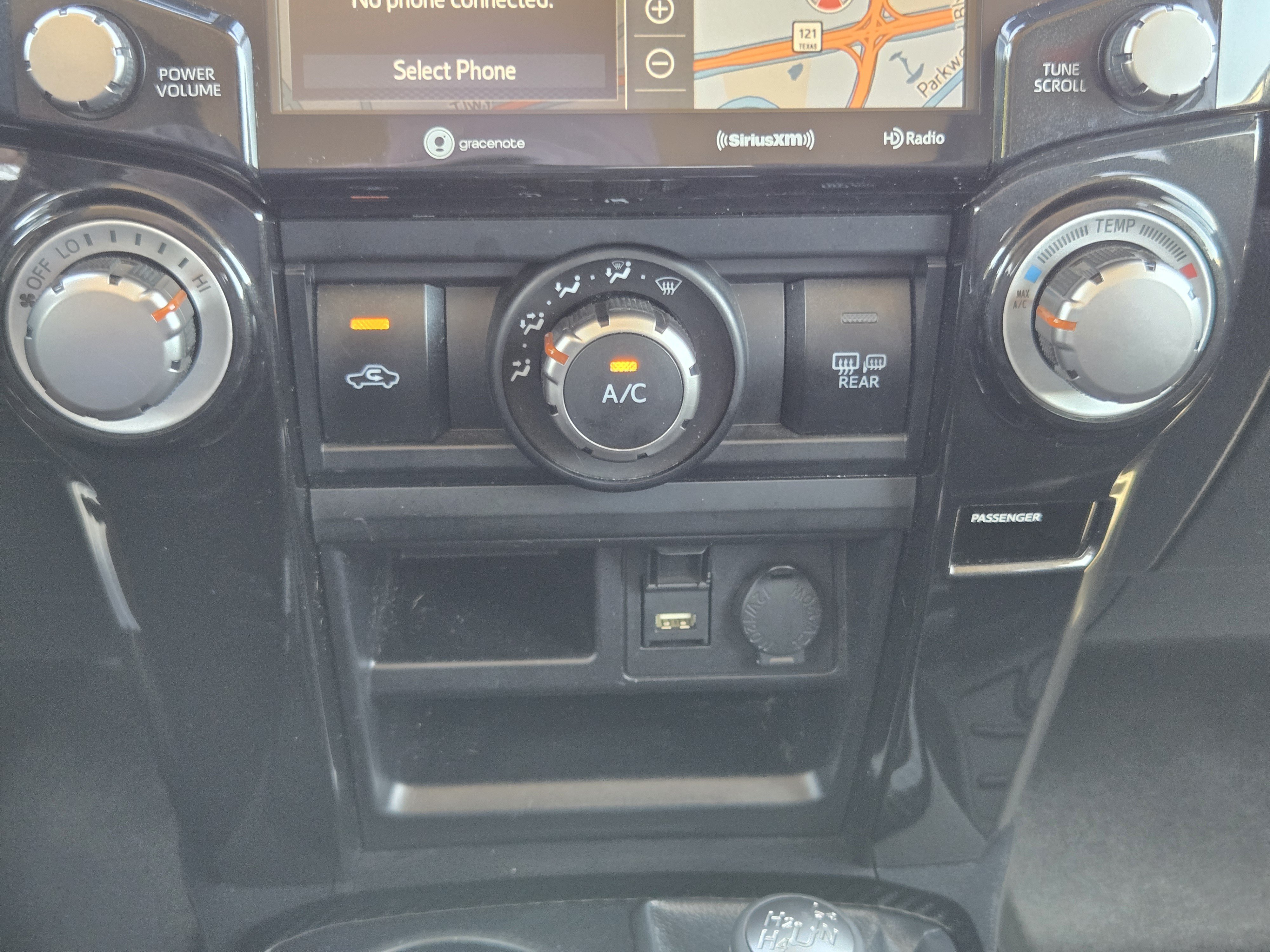 Used 2022 Toyota 4Runner TRD Off-Road Premium AWD/4WD image 15