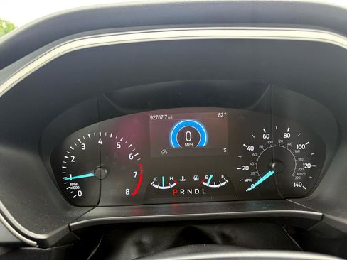 Used 2021 Ford Escape SE image 13