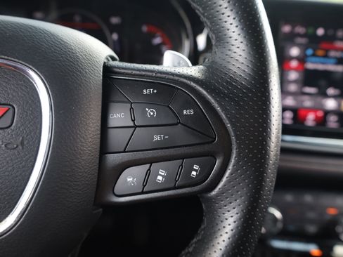 Used 2024 Dodge Durango GT RWD image 8