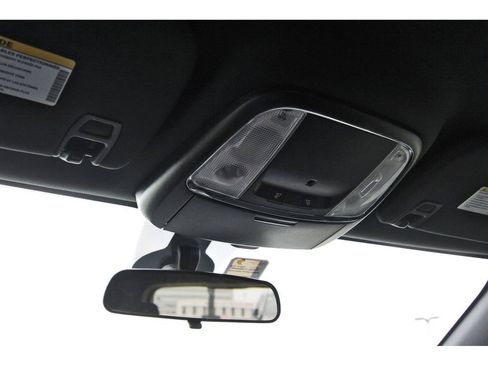 Used 2021 Jeep Grand Cherokee Laredo AWD/4WD image 24