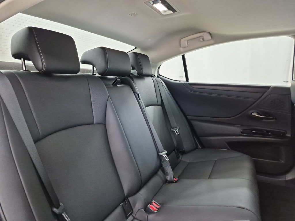 Certified 2025 Lexus ES 350 w/ Premium Package FWD image 33