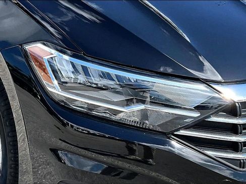 Used 2019 Volkswagen Jetta S w/ Driver Assistance Package FWD image 12