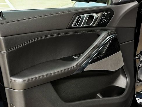 New 2026 BMW X6 xDrive40i image 11