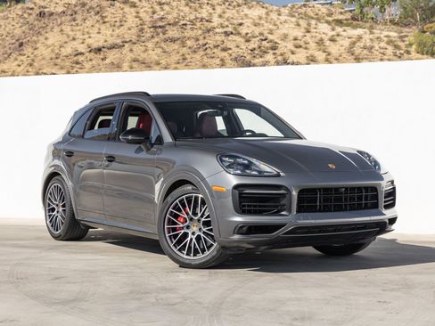 Certified 2021 Porsche Cayenne GTS image 9
