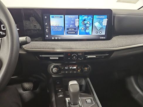 New 2026 Nissan Kicks SV w/ SV Premium Package AWD/4WD image 18