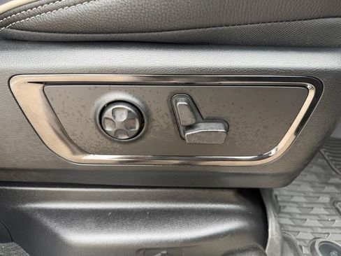 Used 2023 RAM 1500 Limited AWD/4WD image 31