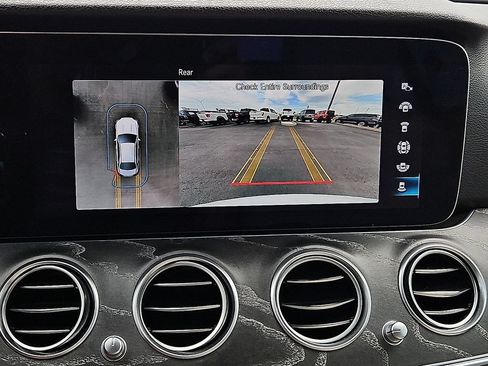 Used 2021 Mercedes-Benz E 350 4MATIC Sedan image 27
