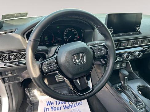 Used 2023 Honda Civic Sport image 12