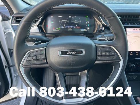 Used 2023 Jeep Grand Cherokee 4WD 4xe w/ Luxury Tech Group II image 20