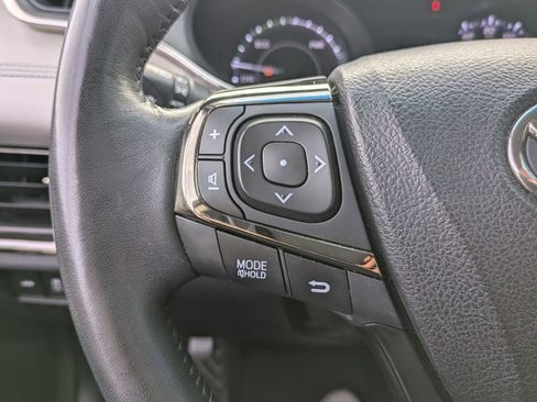 Used 2015 Toyota Avalon XLE Touring image 18