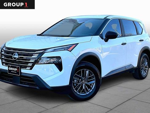 Used 2024 Nissan Rogue S image 1