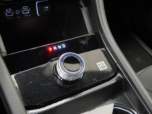 New 2026 Jeep Grand Cherokee Laredo AWD/4WD image 24