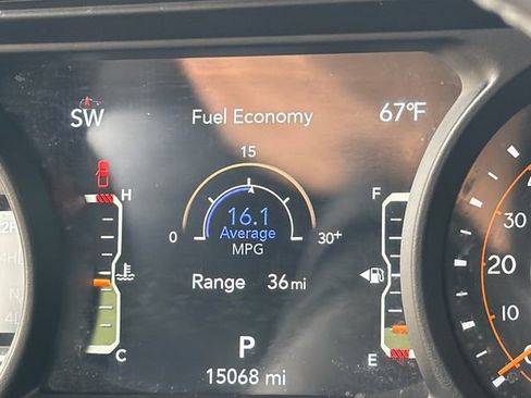 Used 2025 Jeep Gladiator Sport AWD/4WD image 33