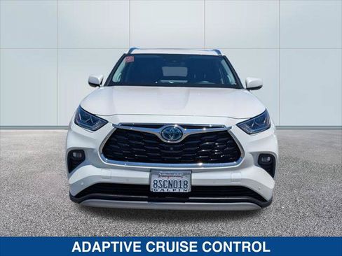 Used 2020 Toyota Highlander Platinum AWD/4WD image 8