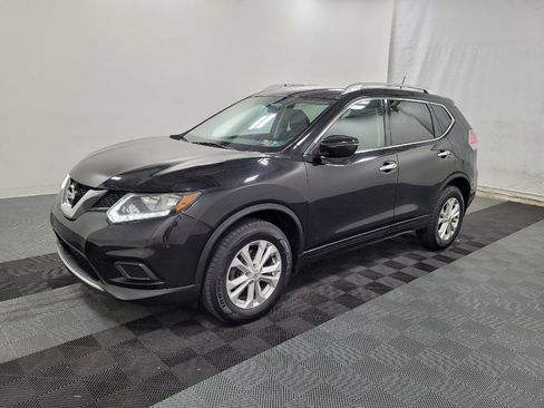Used 2016 Nissan Rogue SV AWD/4WD image 2