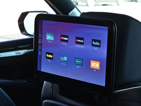 Used 2025 Cadillac Escalade Sport Platinum image 30