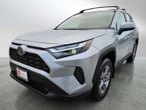 Certified 2025 Toyota RAV4 XLE image 7