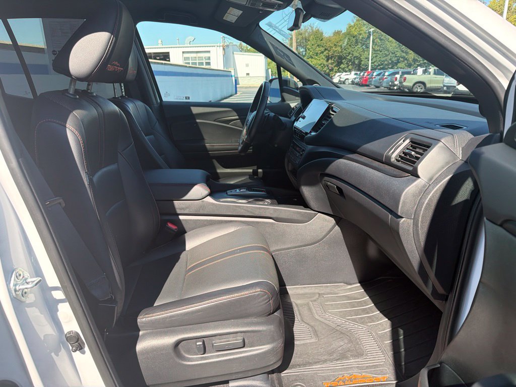 Certified 2025 Honda Ridgeline TrailSport image 24