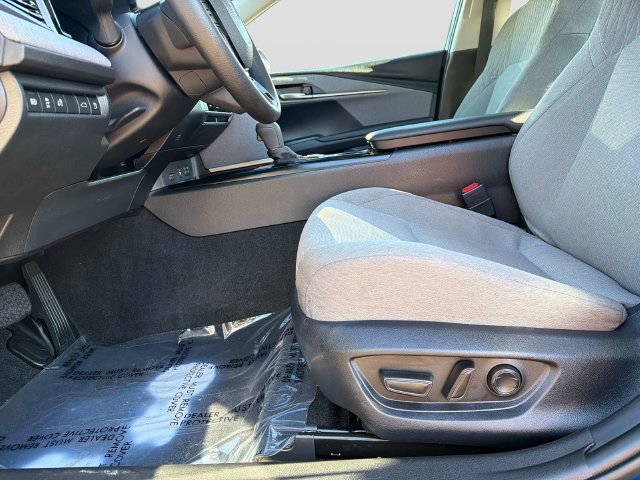 Used 2025 Toyota Camry LE w/ Convenience Package FWD image 18