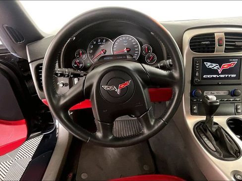 Used 2005 Chevrolet Corvette Convertible w/ Preferred Equipment Group RWD image 6