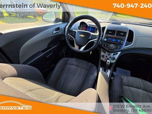 Used 2015 Chevrolet Sonic LT FWD image 10