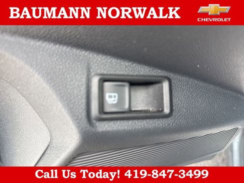 Used 2023 Volkswagen Taos SE FWD image 20