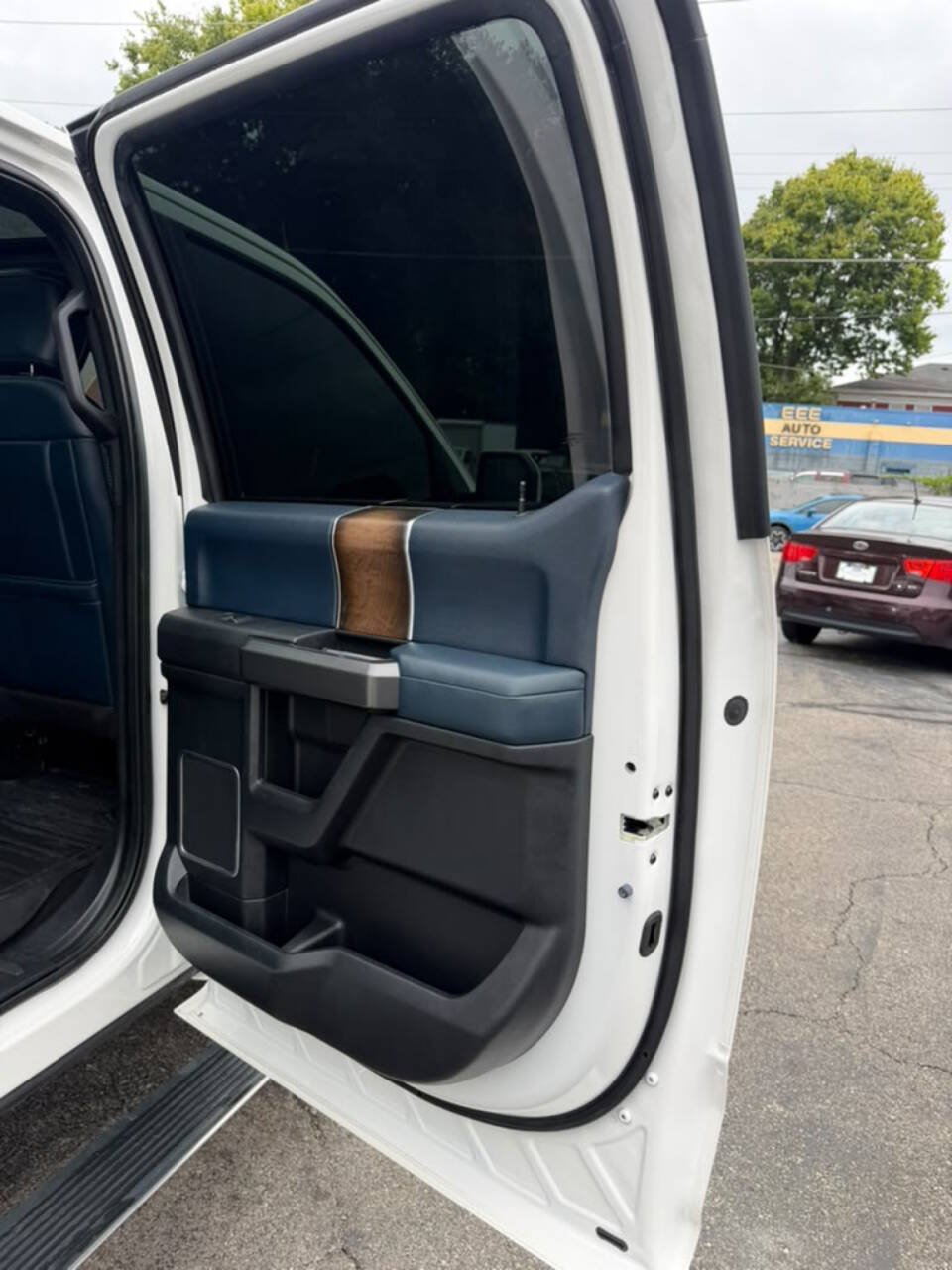 Used 2018 Ford F150 Limited AWD/4WD image 15