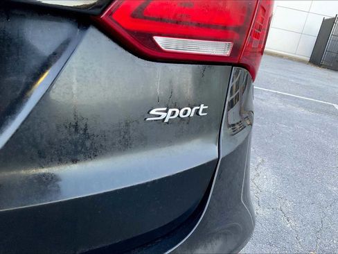 Used 2018 Hyundai Santa Fe Sport w/ 2.4L Value Package 02 image 9