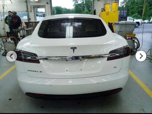 Used 2016 Tesla Model S 75 RWD image 5