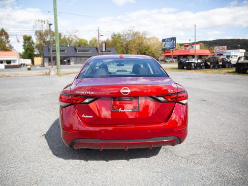 Used 2024 Nissan Sentra SV image 6
