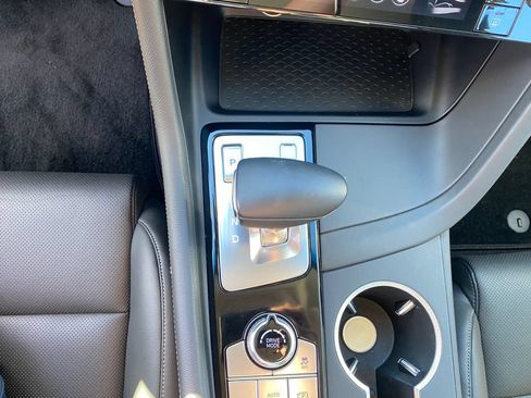 Certified 2025 Genesis G70 2.5T RWD image 17