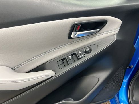 Used 2019 Toyota Yaris XLE FWD image 20