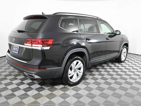 Certified 2023 Volkswagen Atlas SE w/ Panoramic Sunroof Package FWD image 8