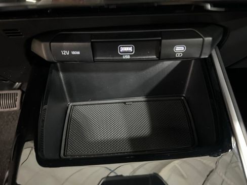 Used 2025 Kia Niro LX FWD image 18