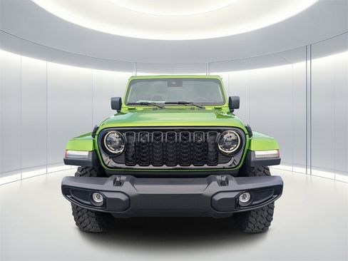 New 2025 Jeep Gladiator Willys image 9