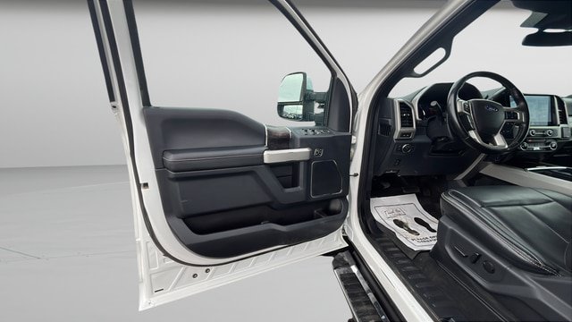 Certified 2022 Ford F350 Lariat w/ Chrome Package AWD/4WD image 9