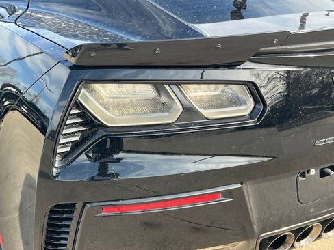 Used 2016 Chevrolet Corvette Z06 w/ Battery Protection Package image 13