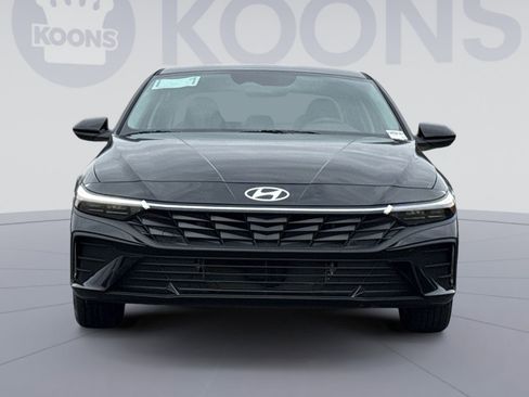 New 2026 Hyundai Elantra Blue image 11