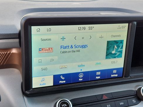 Used 2023 Ford Maverick Lariat w/ Lariat Luxury Package image 15