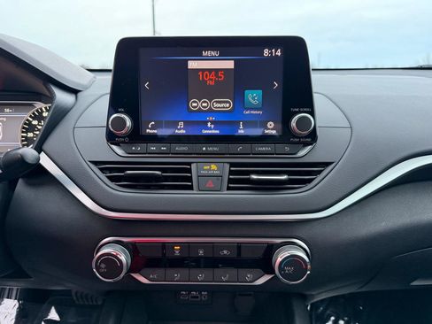 Used 2022 Nissan Altima 2.5 SV image 26