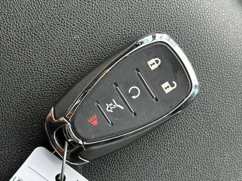Used 2022 Chevrolet Equinox LT AWD/4WD image 21