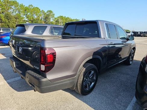 Used 2023 Honda Ridgeline RTL-E image 2